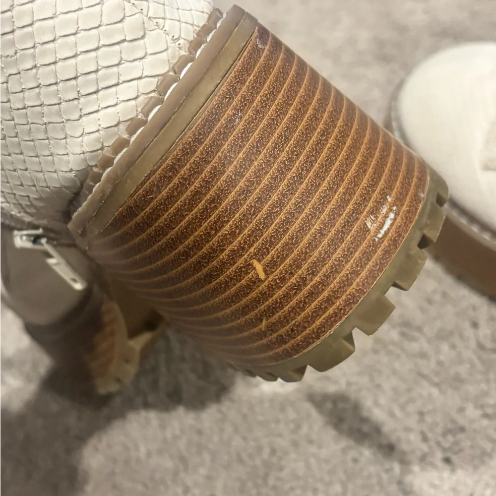 Altr’D State Cream Lace-Up Combat Platform Chunky Boots Textured 7.5 Festival - Picture 10 of 11